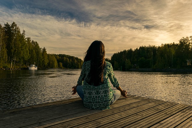 Relaxing your Spine to Improve Mobility
